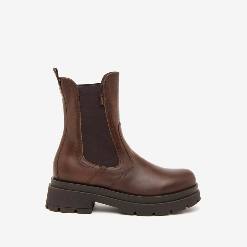 NeroGiardini Brown Chelsea Boot