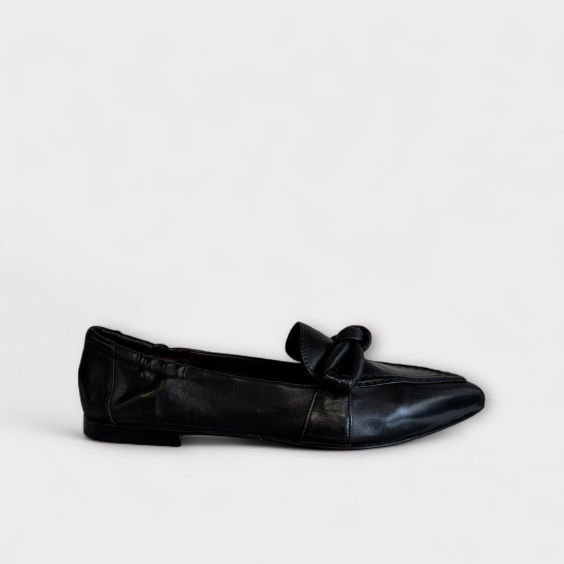 Pomme D’Or Black Leather Loafer 1141