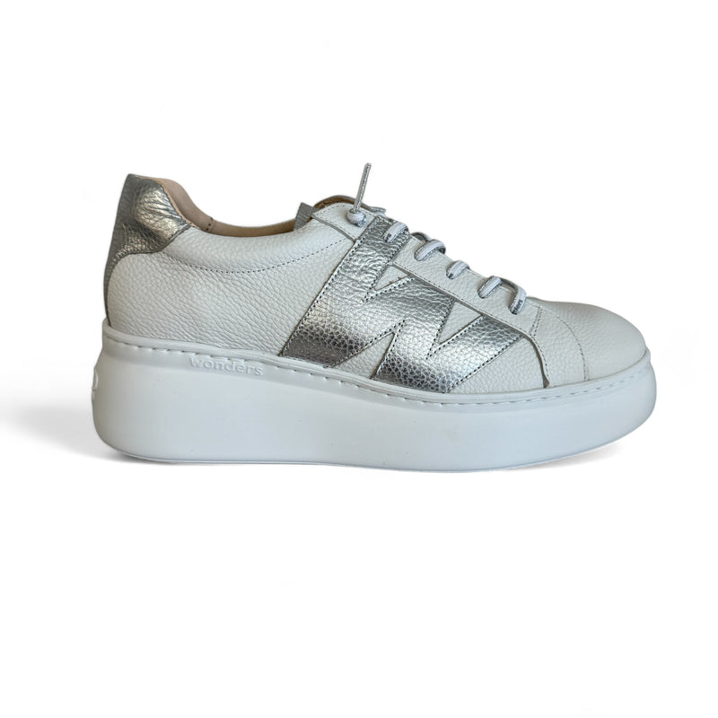 Wonders Zurich White & Silver Trainer