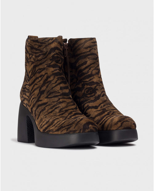 Wonders Lady 81 Zebra Ankle Boot