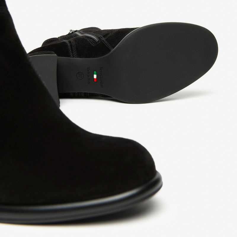 NeroGiardini Black Suede Ankle Boot
