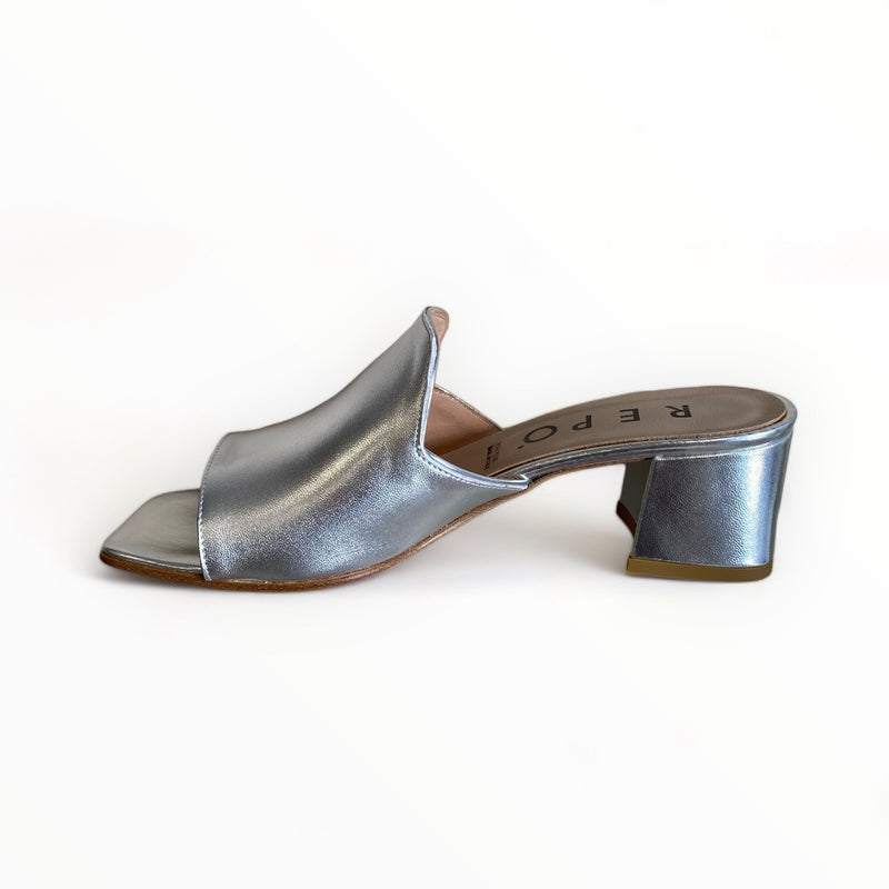 Repo Silver Mule Sandal