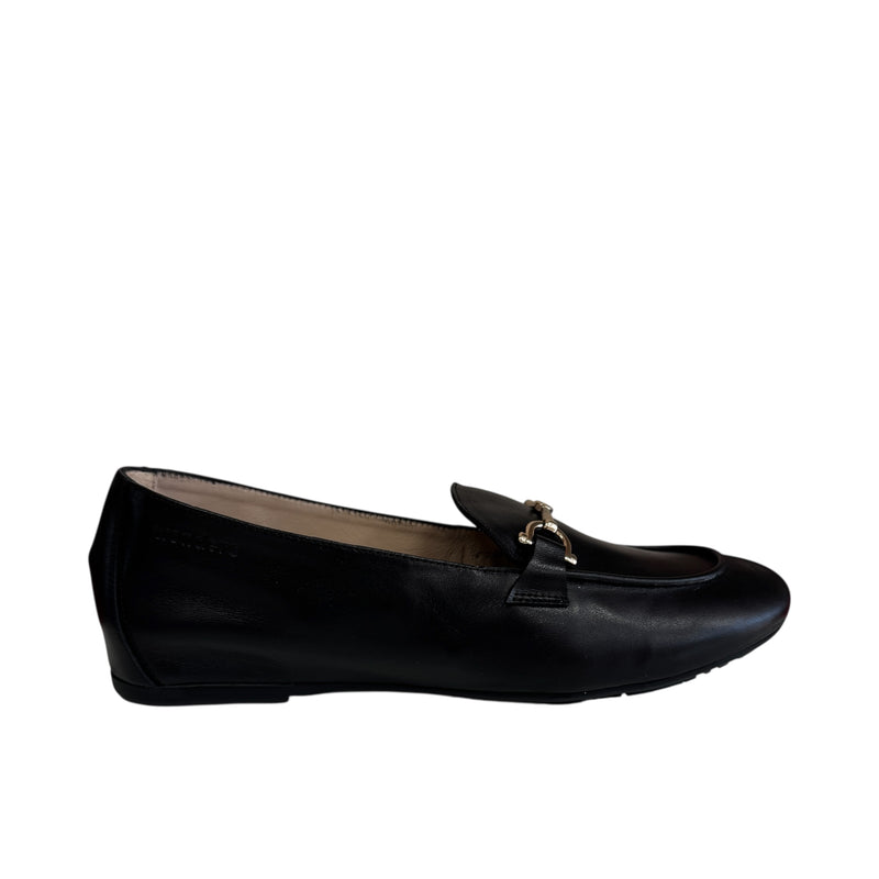 Wonders Grace 11 Black Leather Loafer