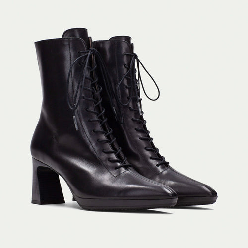 Hispanitas Atlanta Black Lace Up Boot