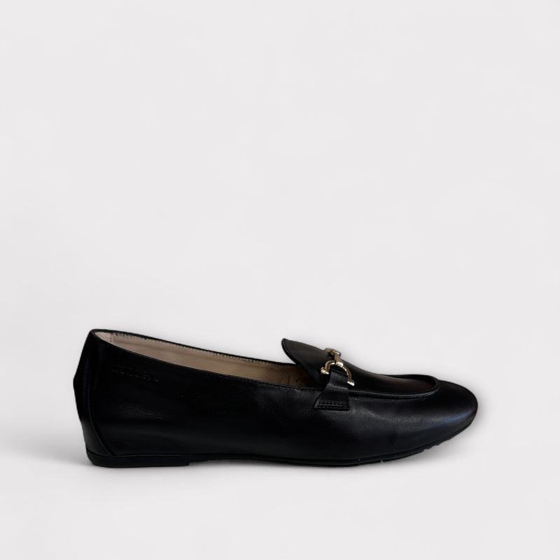 Wonders Grace 11 Black Leather Loafer