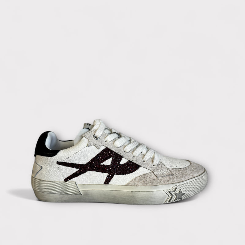 ASH Moonlight White & Garnet Trainer