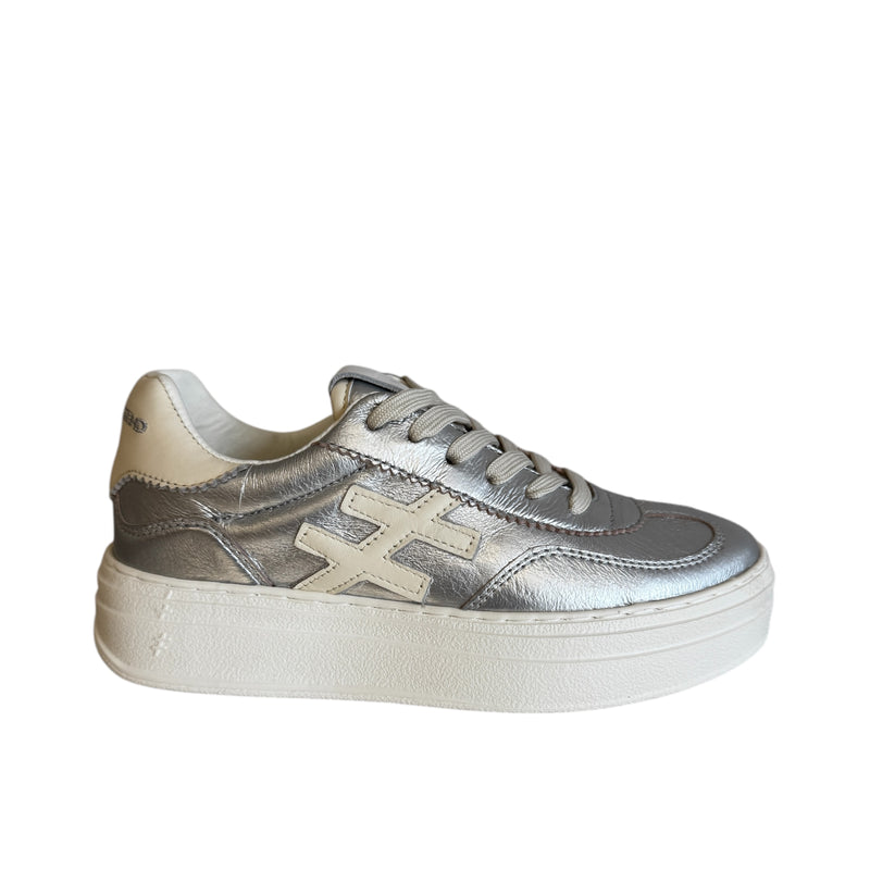 Another Trend Silver Platform Trainer