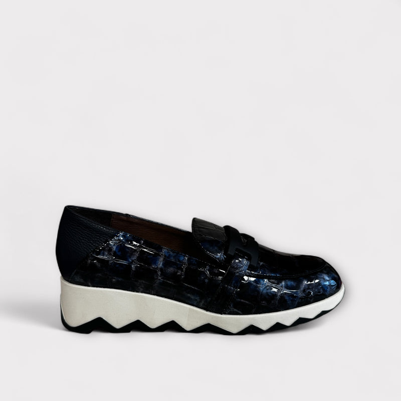 Wonders C-7612 Simón 12 Navy Patent Wedge Shoe