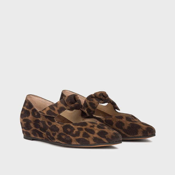 Wonders Triana Leopard Print Pump - A-3840