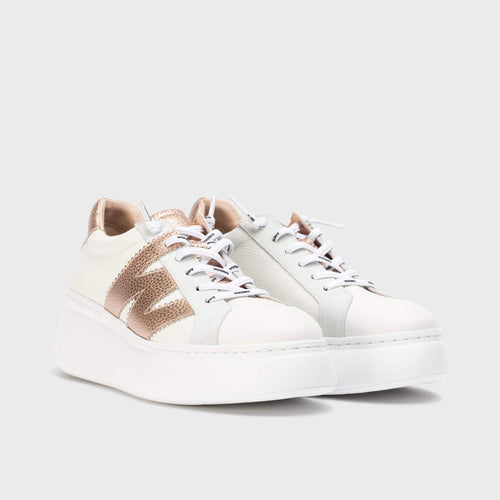 Wonders Astra White & Gold Trainer