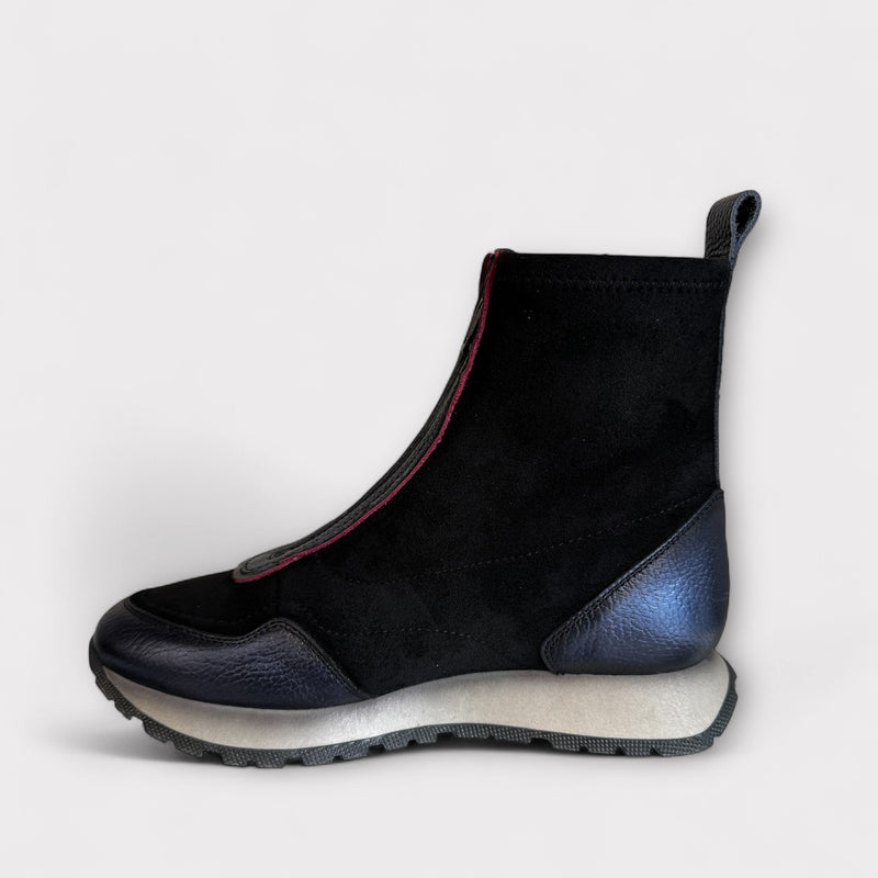 Hispanitas Kansas Black & Navy Sporty Boot