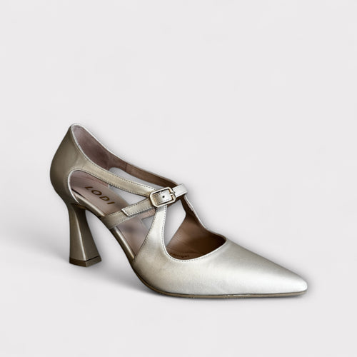 LODI Rodenas Cream Court Shoe