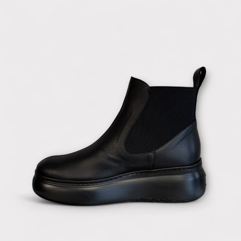 Wonders Cher Black Chelsea Boot
