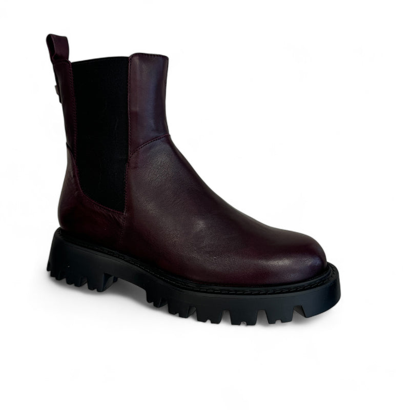 Wonders Burgundy Chelsea Boot