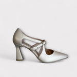 LODI Rodenas Cream Court Shoe
