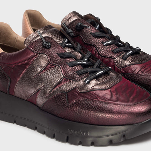 Wonders Odisei 91 Burgundy Trainer