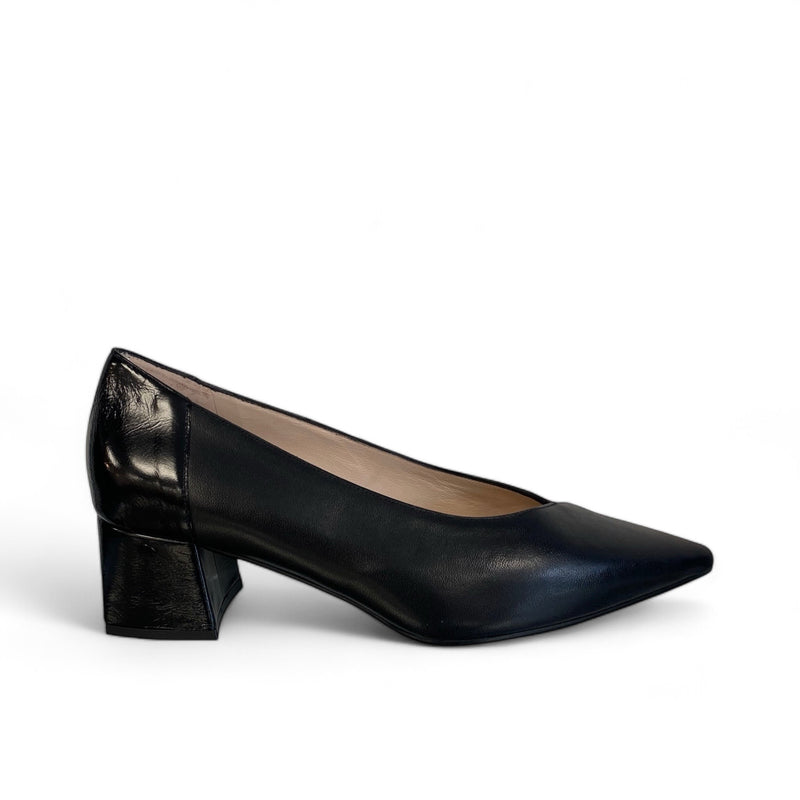 LODI Chess Black Court Shoe