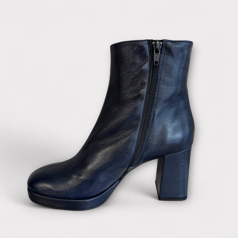 Marian Navy Leather Platform Boot