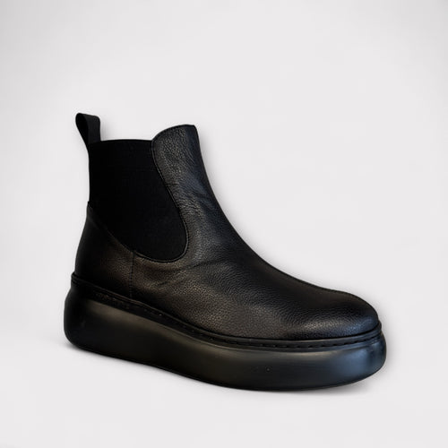 Wonders Cher Black Chelsea Boot