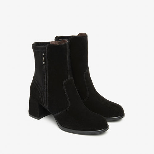 NeroGiardini Black Suede Ankle Boot