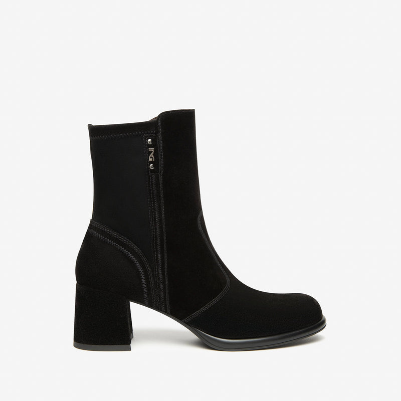 NeroGiardini Black Suede Ankle Boot