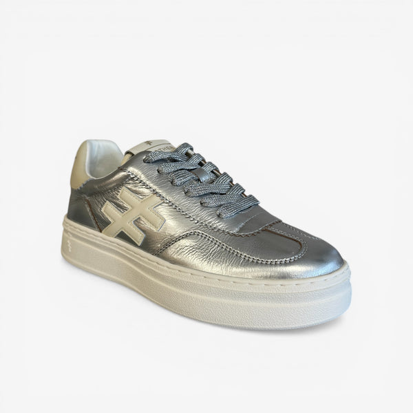 Another Trend Silver Platform Trainer