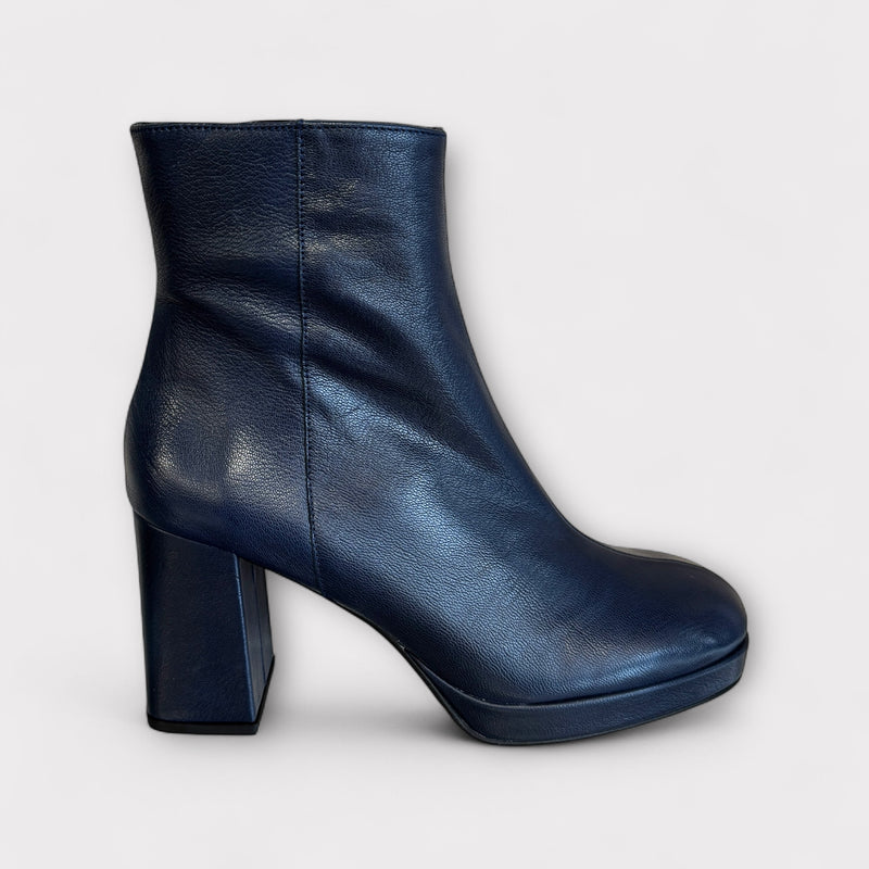 Marian Navy Leather Platform Boot