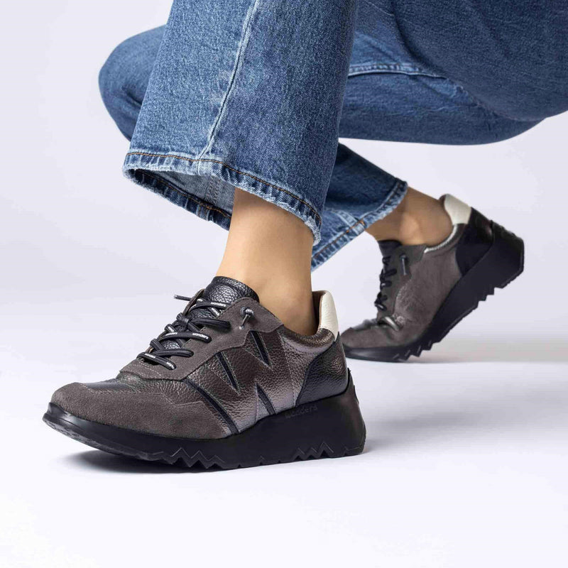 Wonders Trend Plomo & Negro Trainer