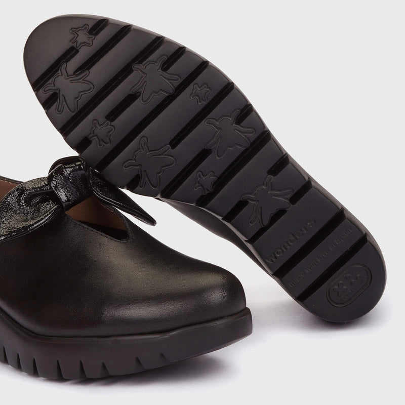Wonders Fly 59 C-33159 Black Wedge Shoe