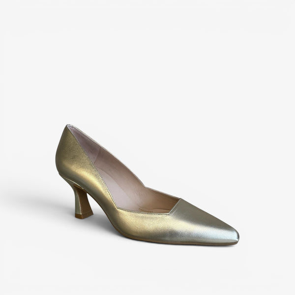 LODI Genius Gold Court Shoe