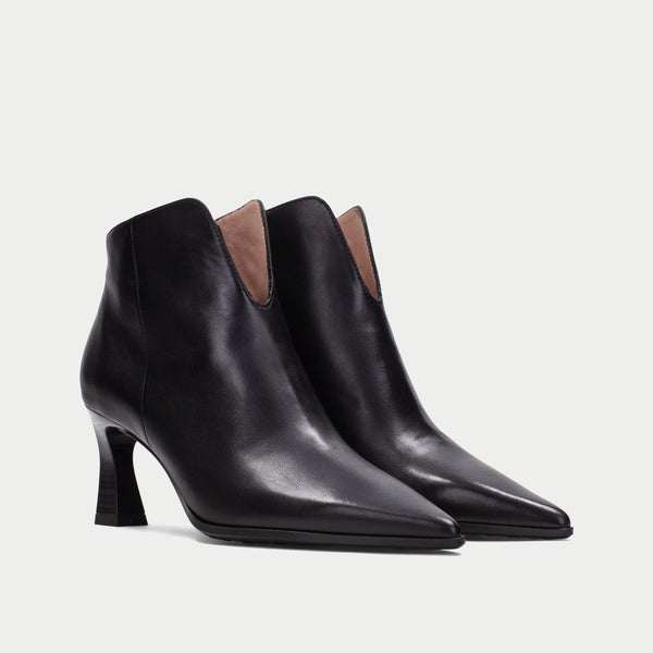 Hispanitas Paris Black Pointed Toe Ankle Boot