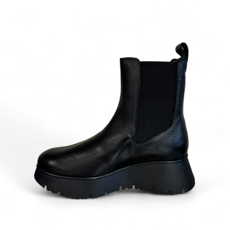 Wonders Marbella Black Leather Chelsea Boot