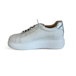 Wonders Zurich White & Silver Trainer