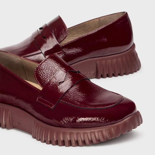 Wonders A-4402 Flexfly Wedge - Wine patent