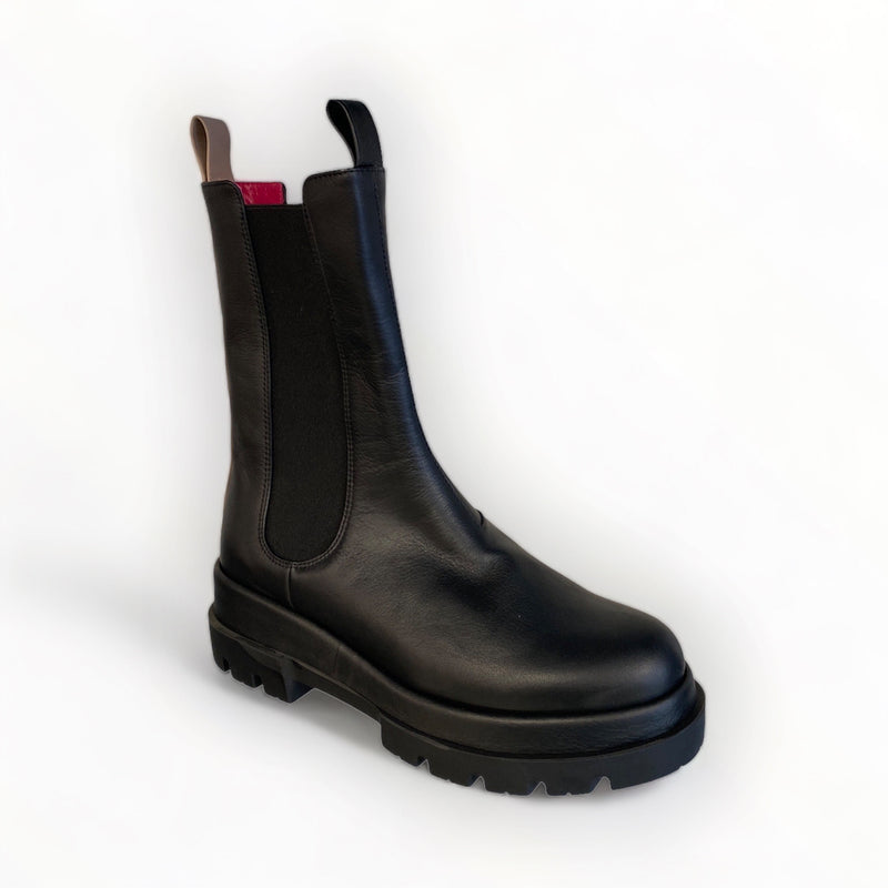Le Babe Black Leather Chelsea Boot