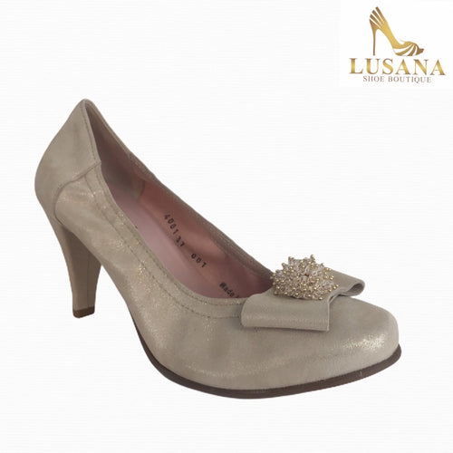 Le Babe Luce Gold Court Shoe (Style 4001)